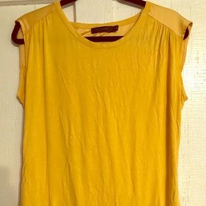 Limited stretchy blouse